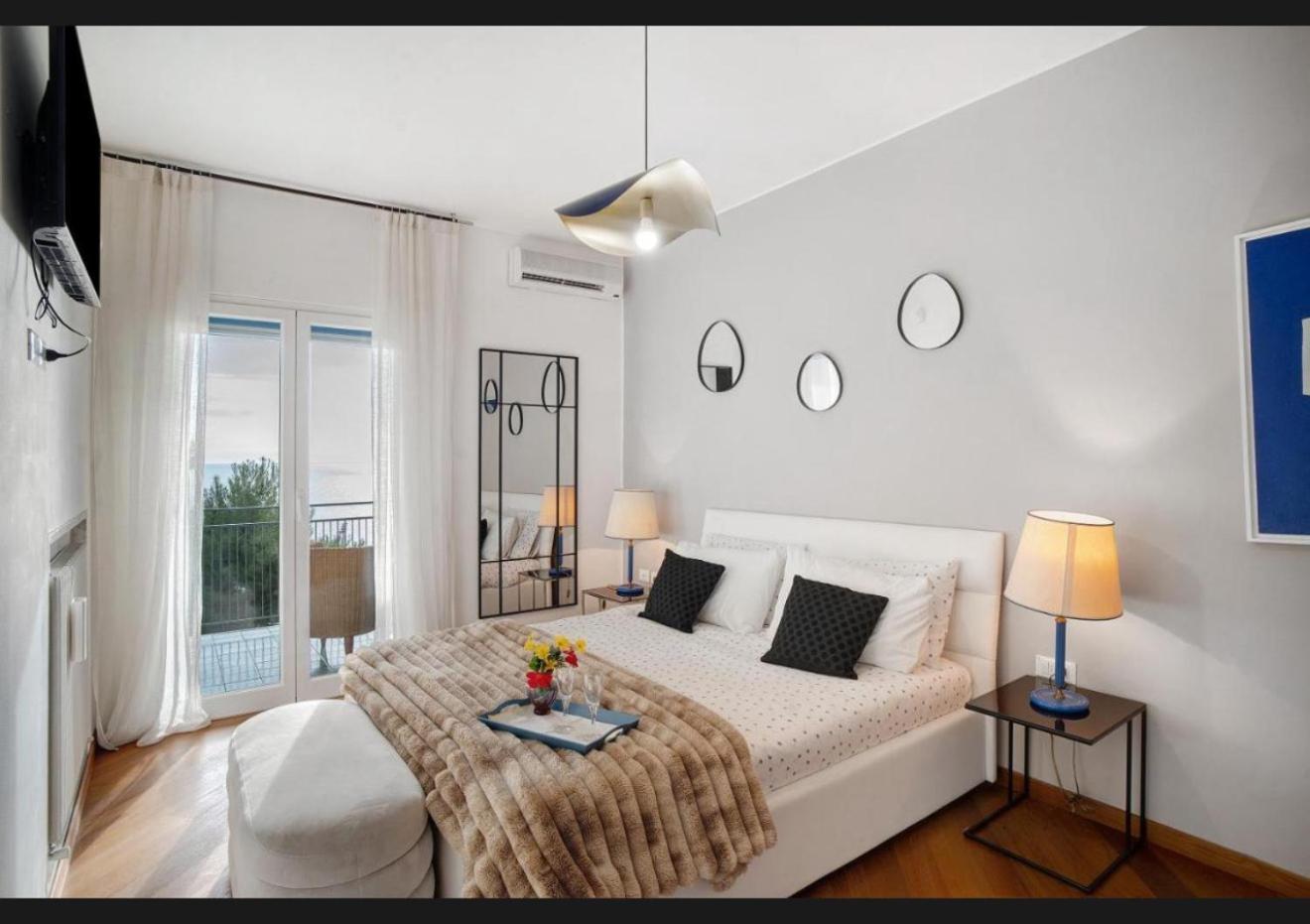 Mamariviera Home Holidays Sanremo - Casa Vista Mare Con Piscina Extérieur photo